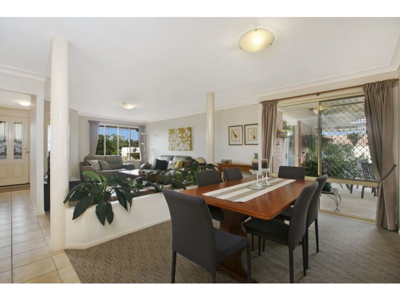 28 Eversholt Street, Belmont QLD 4153