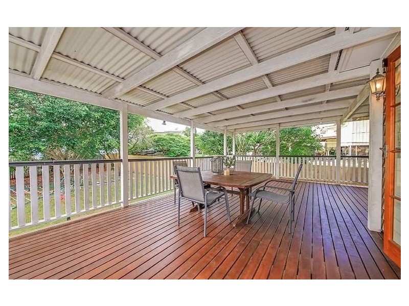 36 Burrai Street, Morningside QLD 4170