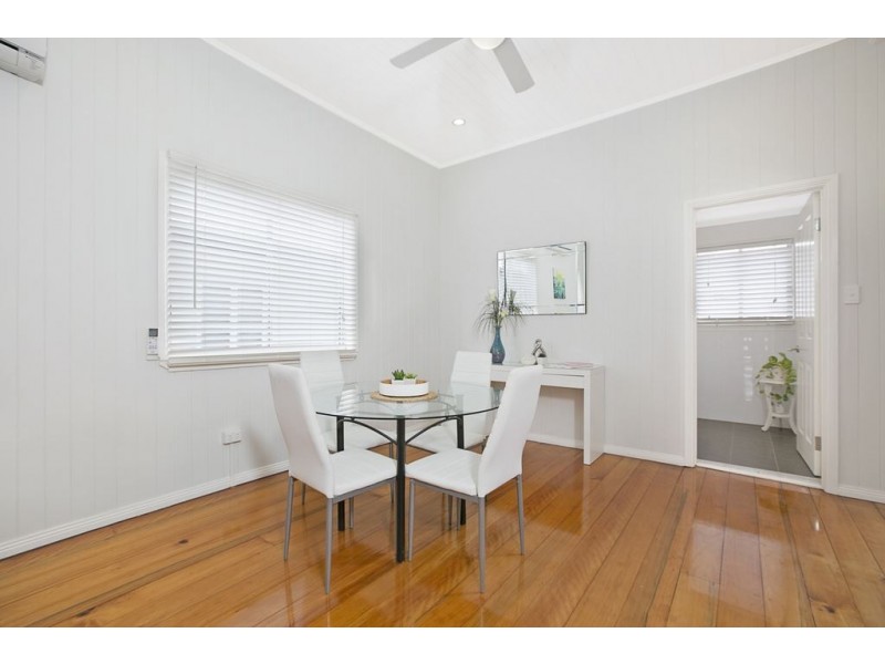 75 Grosvenor Street, Morningside QLD 4170