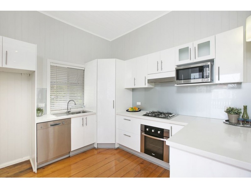 75 Grosvenor Street, Morningside QLD 4170