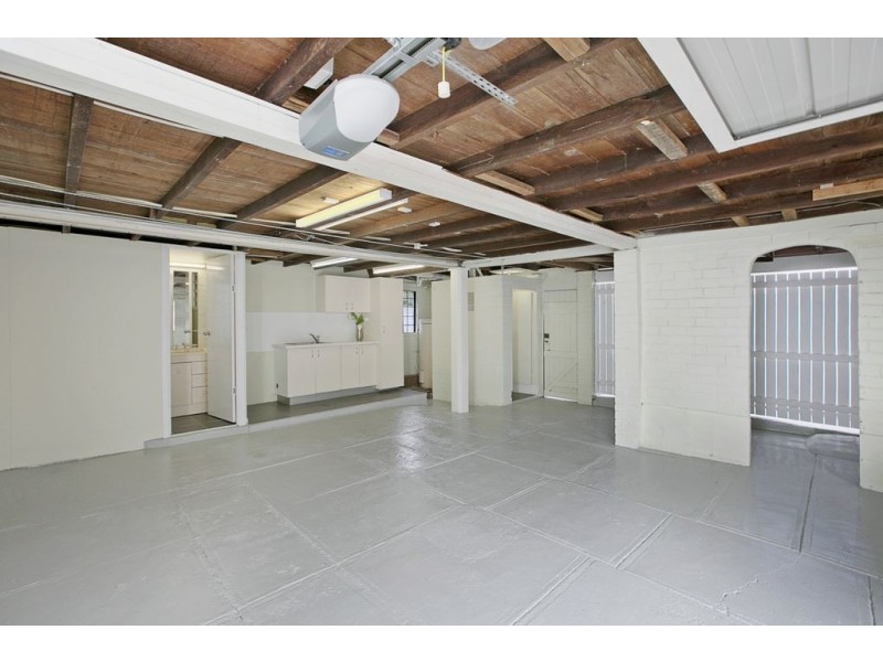 75 Grosvenor Street, Morningside QLD 4170