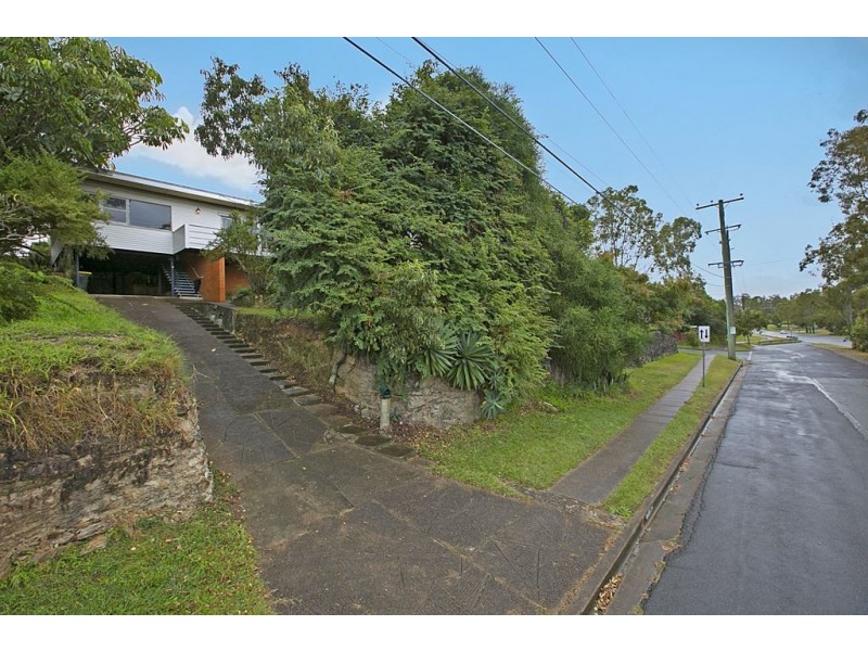 1660 Creek Road, Carina QLD 4152