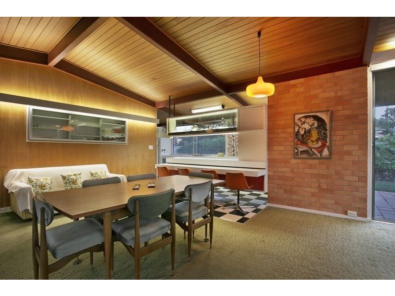 82 Hawken Drive, St Lucia QLD 4067