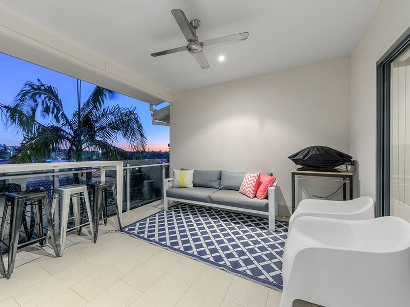 7/23 Collings Street, Balmoral QLD 4171