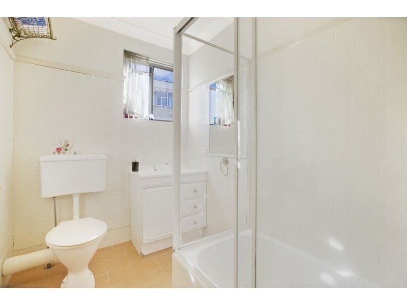 3/76 Kitchener Street, Coorparoo QLD 4151