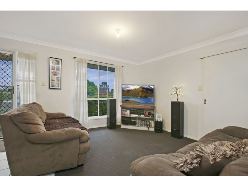 18 Manning Court, Morayfield QLD 4506