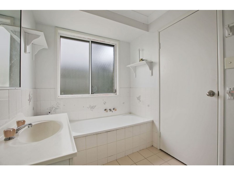 18 Manning Court, Morayfield QLD 4506