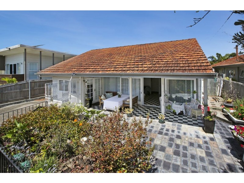 67 Fifth Avenue, Balmoral QLD 4171