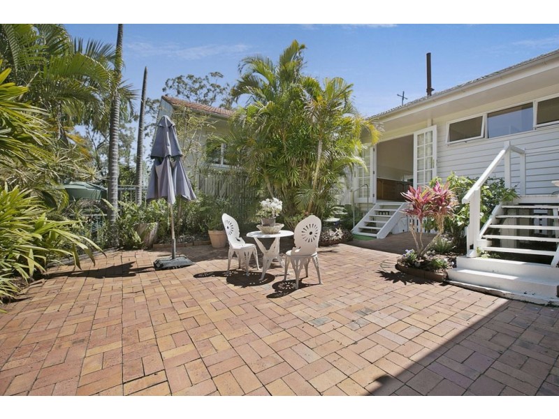 67 Fifth Avenue, Balmoral QLD 4171