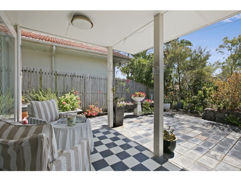 67 Fifth Avenue, Balmoral QLD 4171