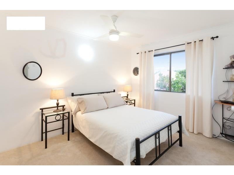 4/43 Wellington Street, Coorparoo QLD 4151