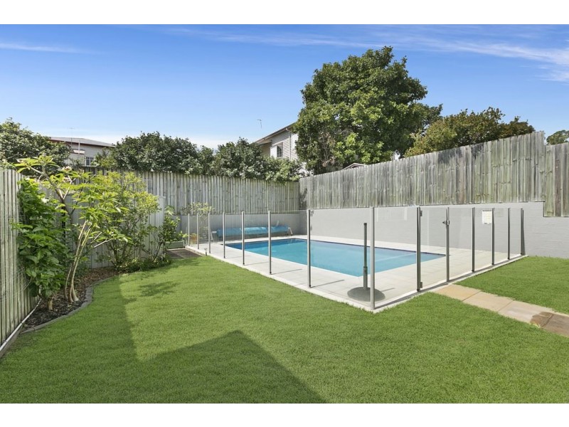 24 Fryar Street, Camp Hill QLD 4152