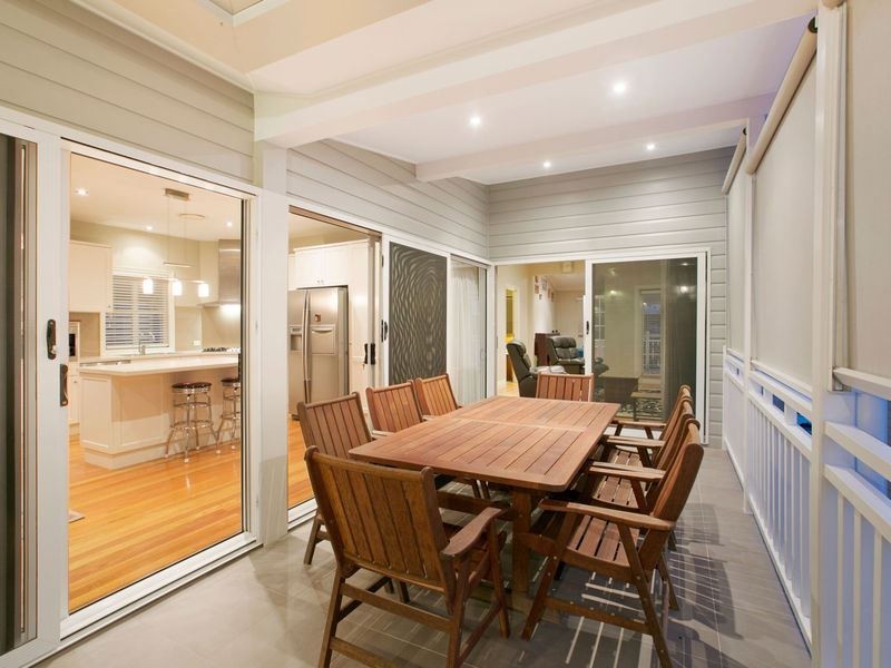 24 Fryar Street, Camp Hill QLD 4152