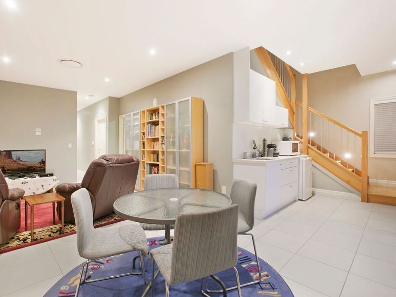 24 Fryar Street, Camp Hill QLD 4152