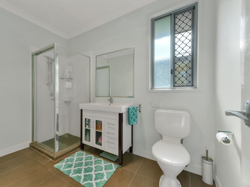 130a Shrapnel Road, Cannon Hill QLD 4170