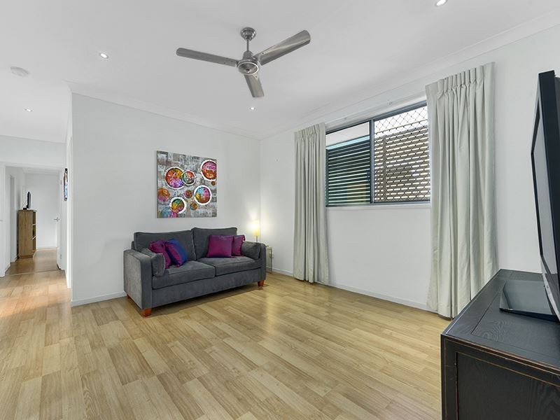 130a Shrapnel Road, Cannon Hill QLD 4170