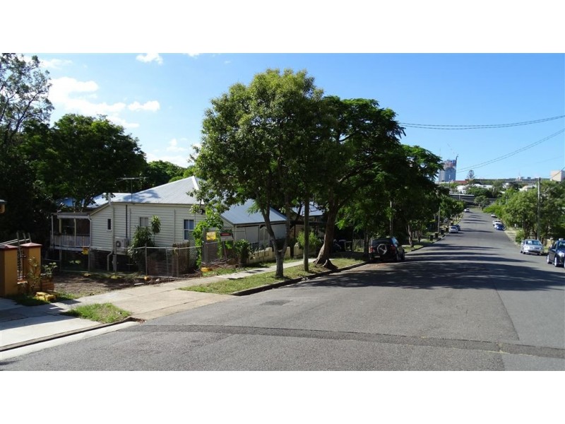 50 Deighton Road, Dutton Park QLD 4102