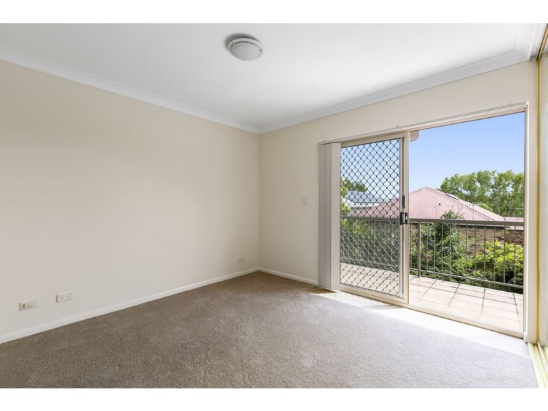 3/19 Miles Street, Hawthorne QLD 4171