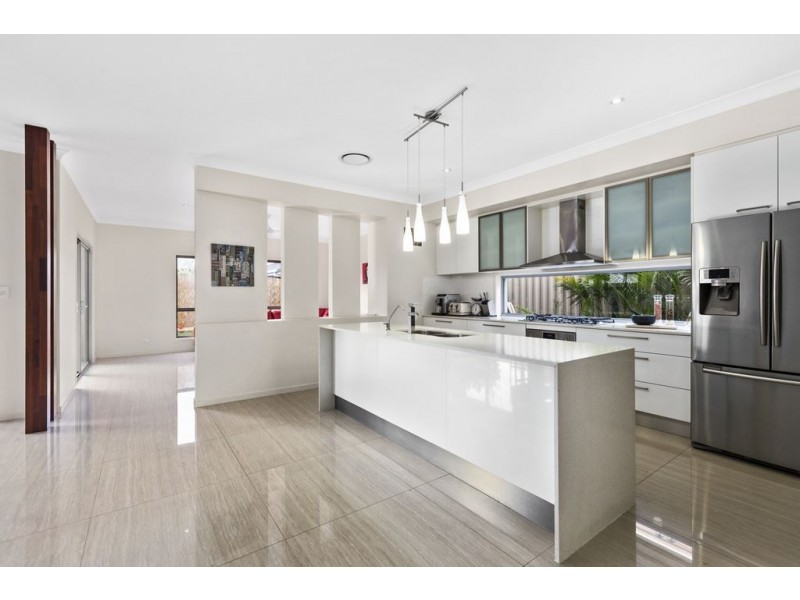 16 Health Place, Murarrie QLD 4172