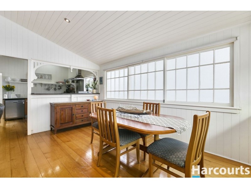 45 Pattison Avenue, Norman Park QLD 4170