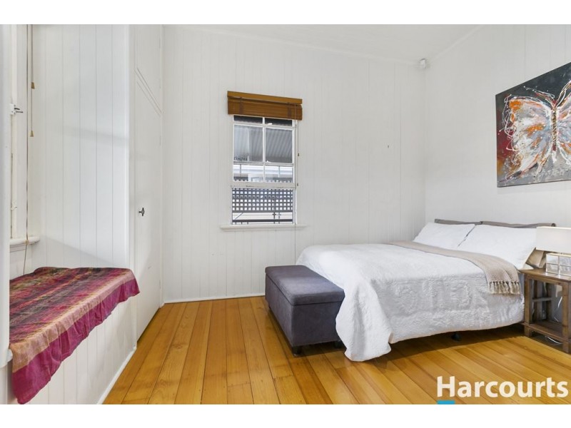 45 Pattison Avenue, Norman Park QLD 4170