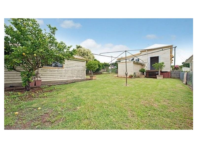 7 Kennedy Street, North Toowoomba QLD 4350