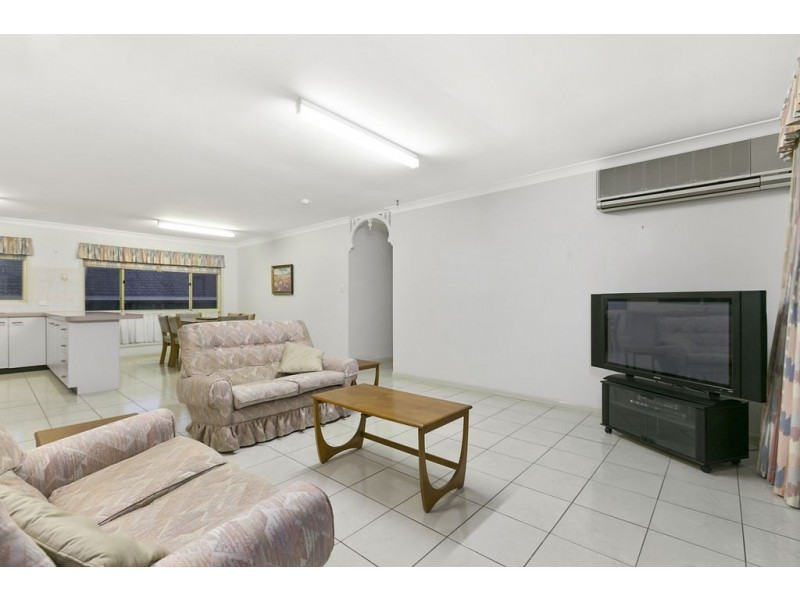 29 Alphitonia Crescent, Sunnybank Hills QLD 4109