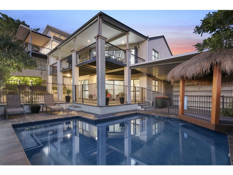 24 Pine Street, Bulimba QLD 4171