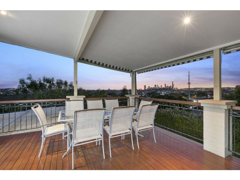 24 Pine Street, Bulimba QLD 4171