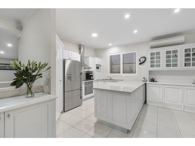 24 Pine Street, Bulimba QLD 4171