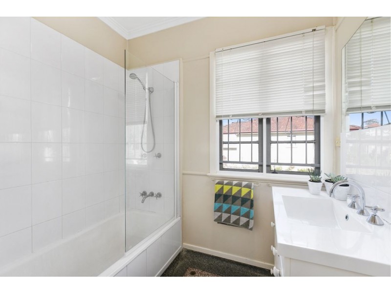 195 Agnew Street, Morningside QLD 4170