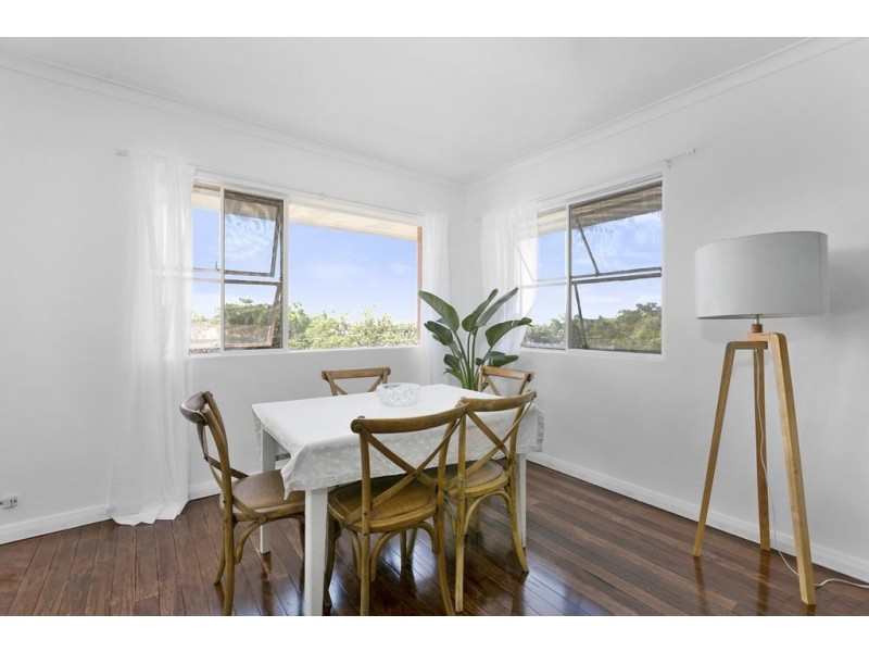 8/212 Cavendish Road, Coorparoo QLD 4151