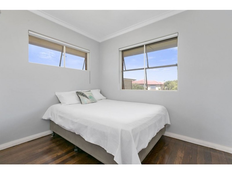 8/212 Cavendish Road, Coorparoo QLD 4151