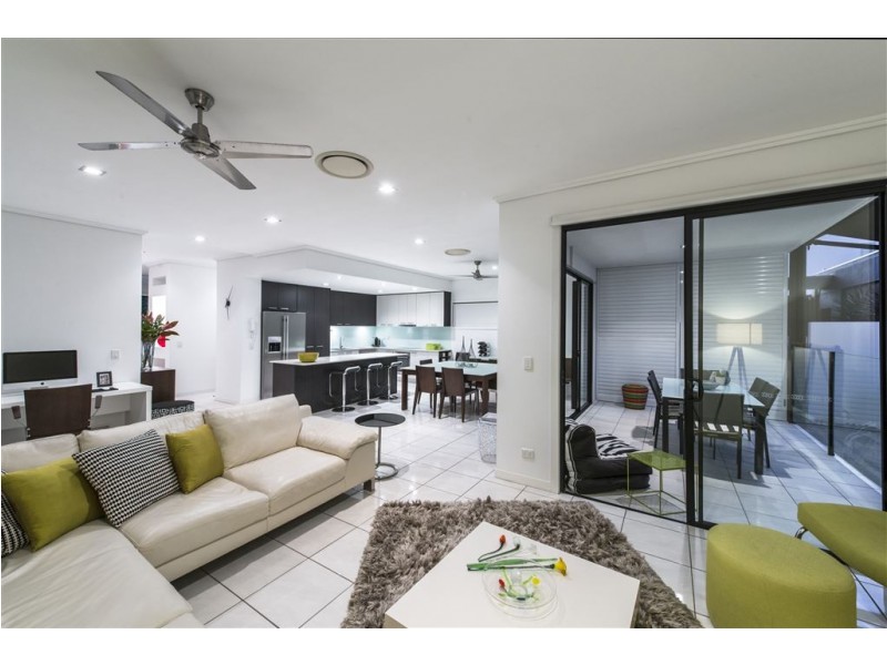 112 Love Street, Bulimba QLD 4171