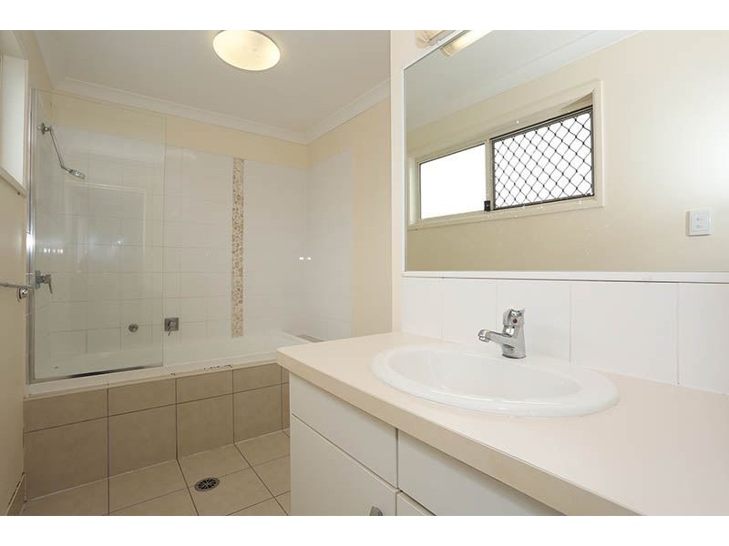 4/224 Redbank Plains Road, Bellbird Park QLD 4300