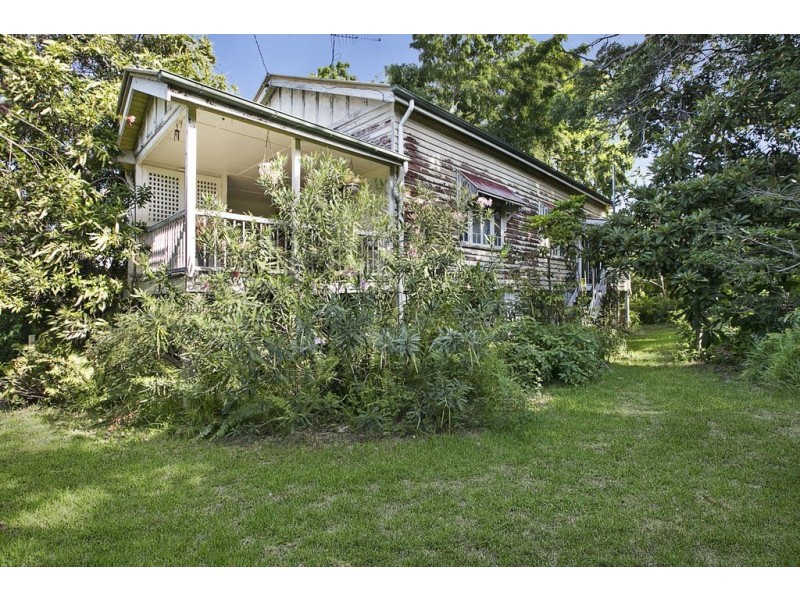 72 Beatrice Street, Hawthorne QLD 4171