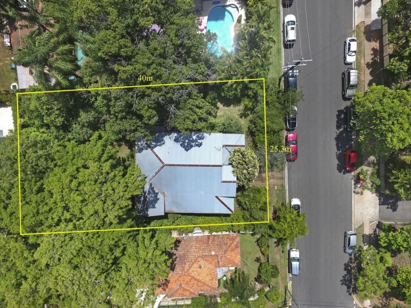 72 Beatrice Street, Hawthorne QLD 4171