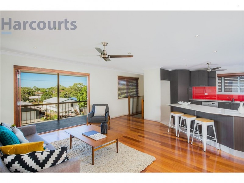 35 Bernays Road, Wynnum West QLD 4178