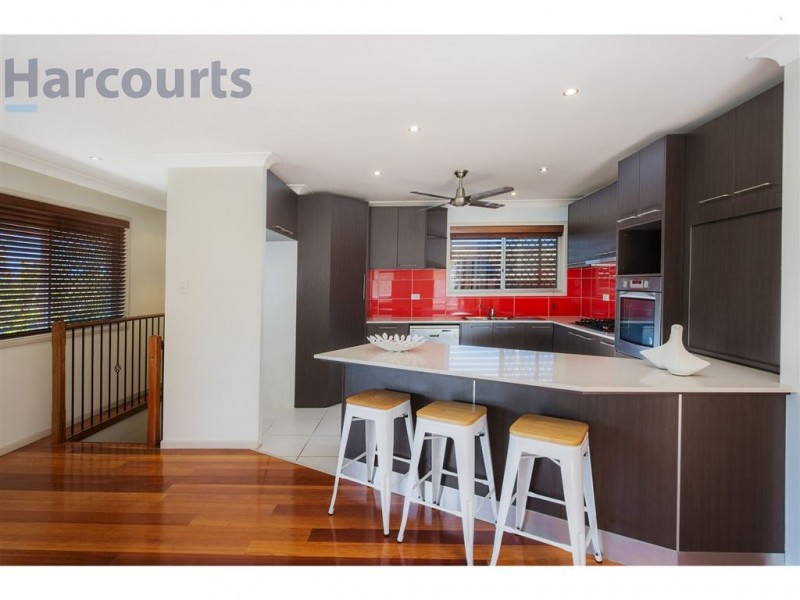 35 Bernays Road, Wynnum West QLD 4178