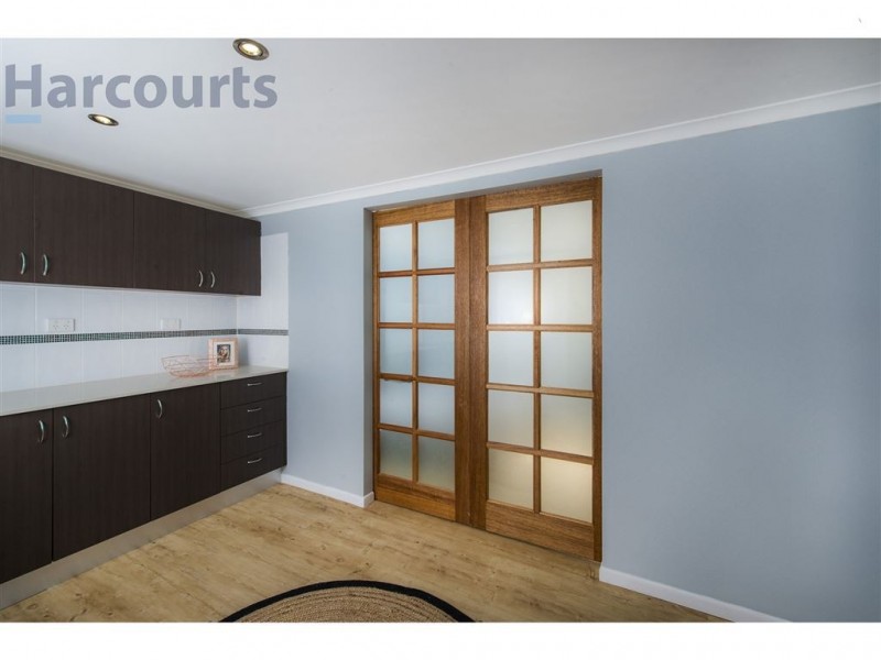 35 Bernays Road, Wynnum West QLD 4178