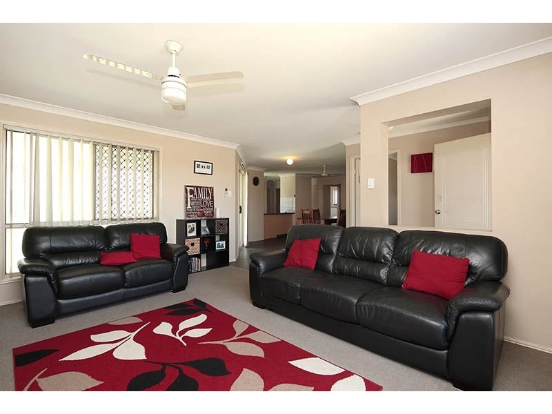7 Demmers Court, Goodna QLD 4300