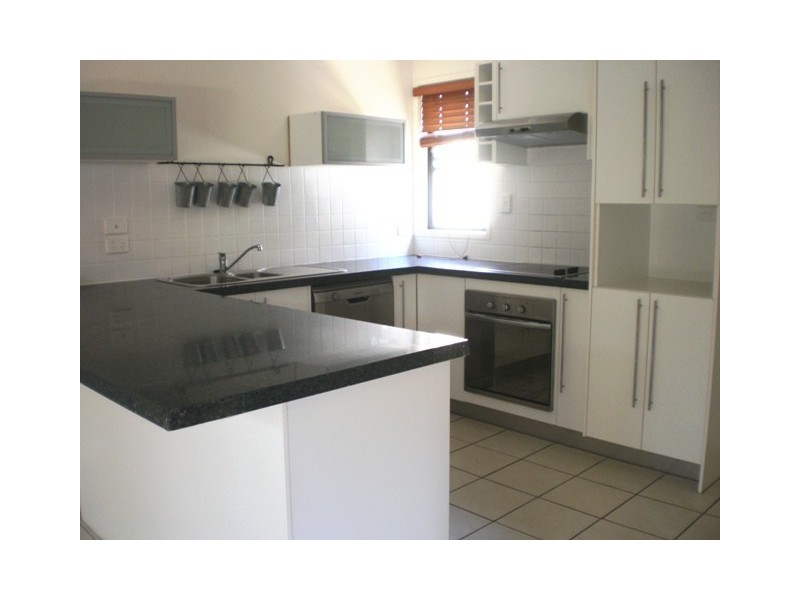 8/45 Jones Road, Carina QLD 4152