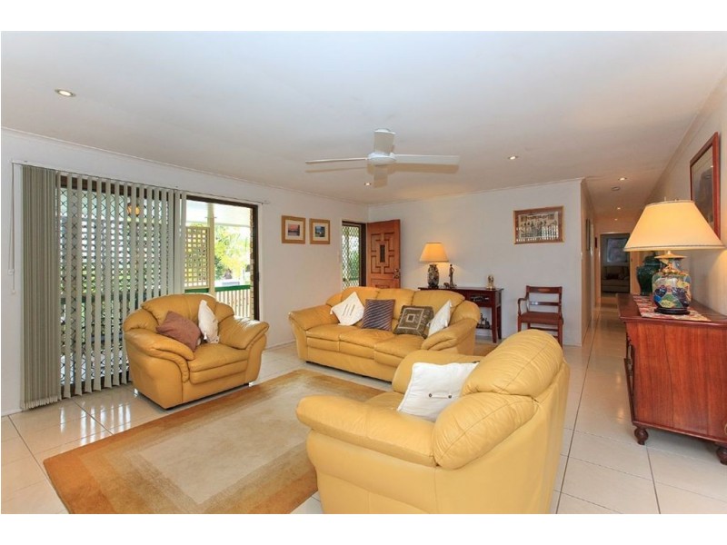 20 Hartigan Street, Belmont QLD 4153