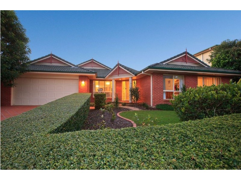 16 Currumbin Place, Carindale QLD 4152