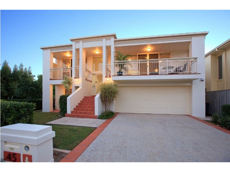 45 Flame Tree Crescent, Carindale QLD 4152