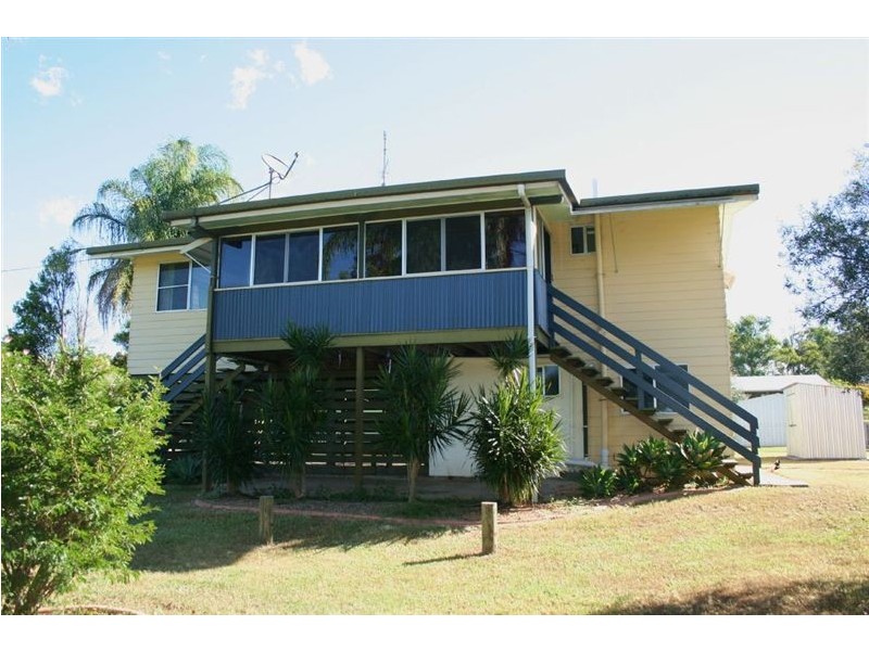 3 Giles Street, Southside QLD 4570