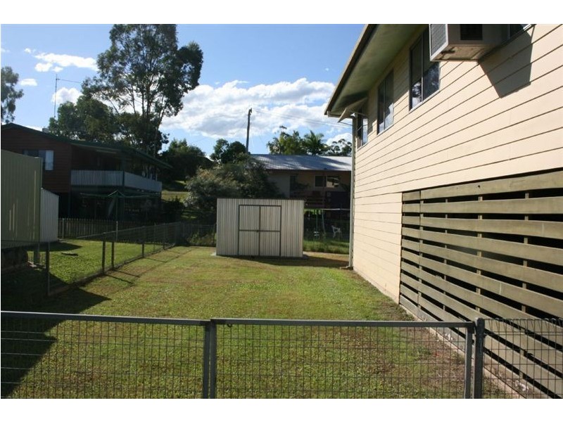 3 Giles Street, Southside QLD 4570