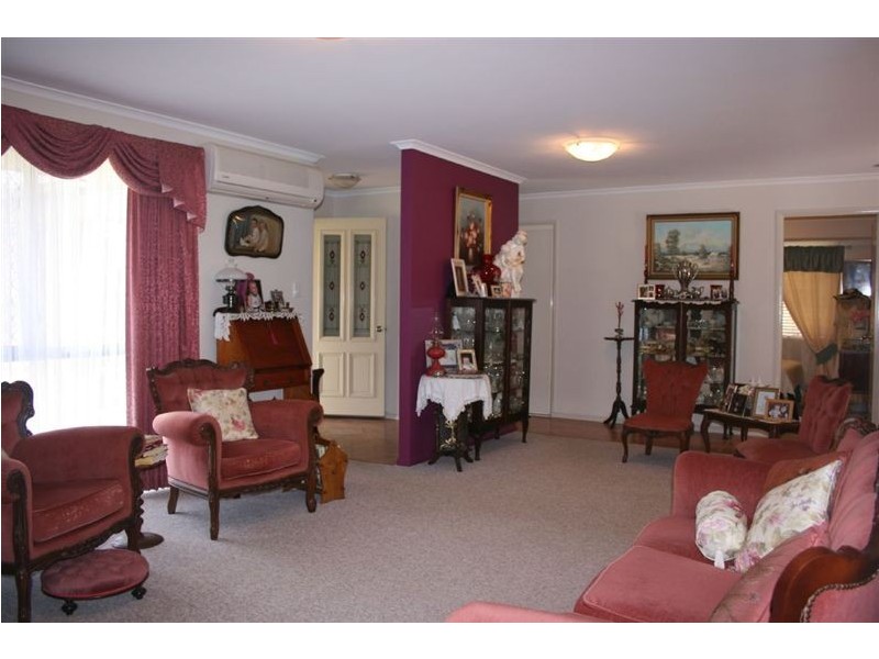 3 Inverary Court, Southside QLD 4570