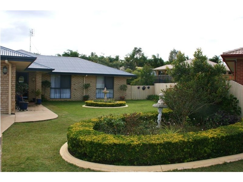 3 Inverary Court, Southside QLD 4570