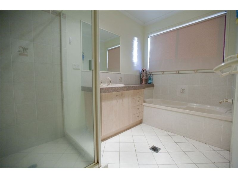 20 Gympie View Drive, Southside QLD 4570